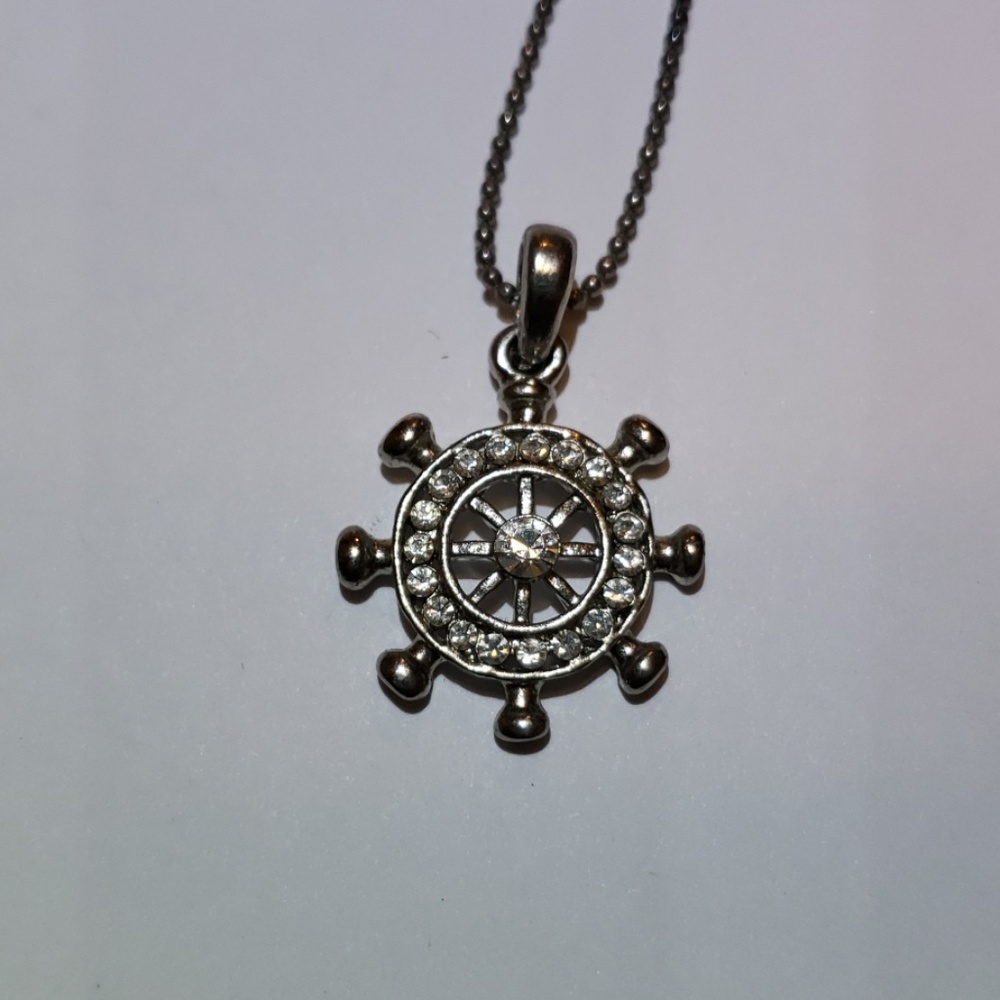 Necklace - Picture 2 of 2